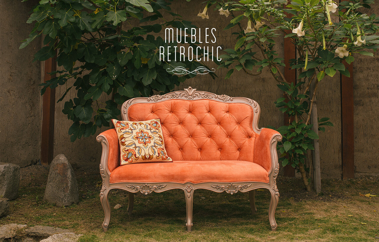 Luis XV "Curve" Love Seat